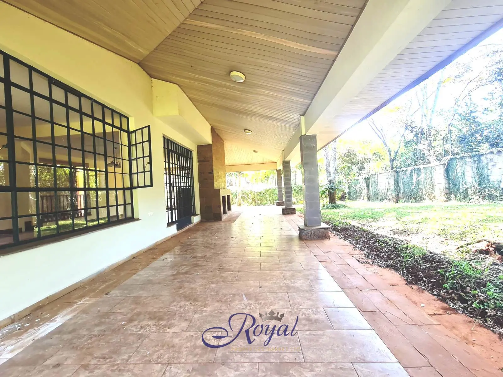 Elegant 4-Bedroom Townhome for Sale – Karen